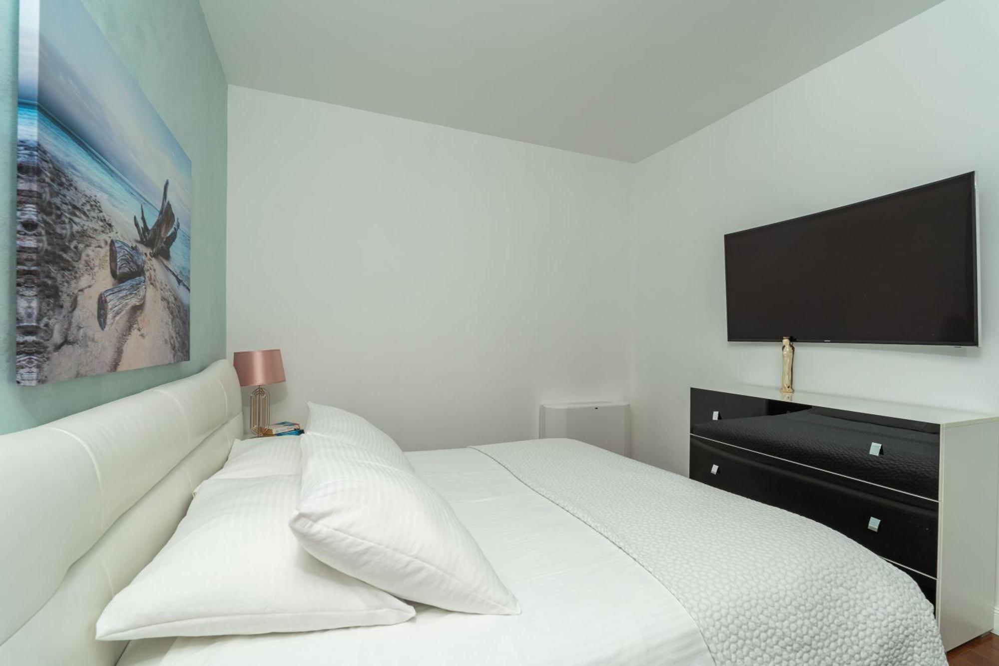 Seaview Elegance Apartment Затон Экстерьер фото